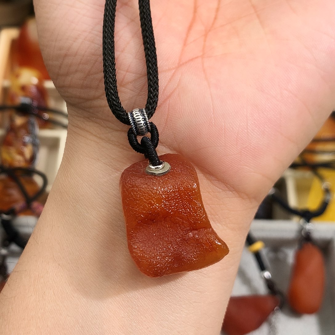 未镶嵌琥珀裸石你