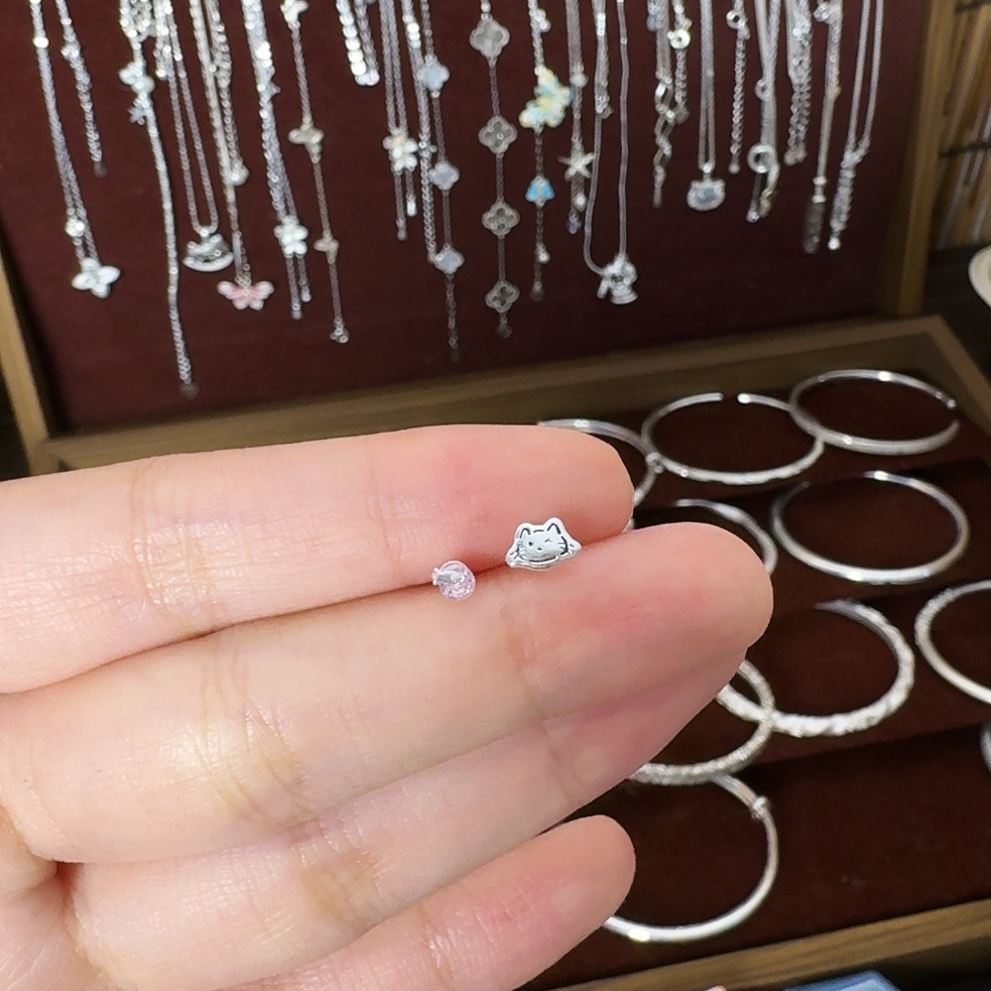 足银小猫吃鱼耳钉