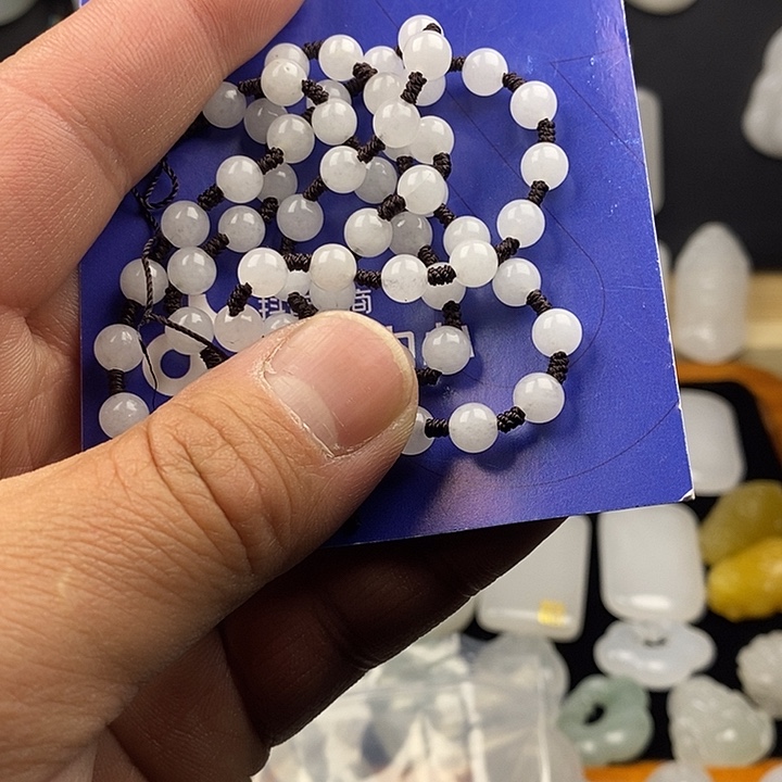 石英质玉吊坠(不含链)未镶嵌幸**刻