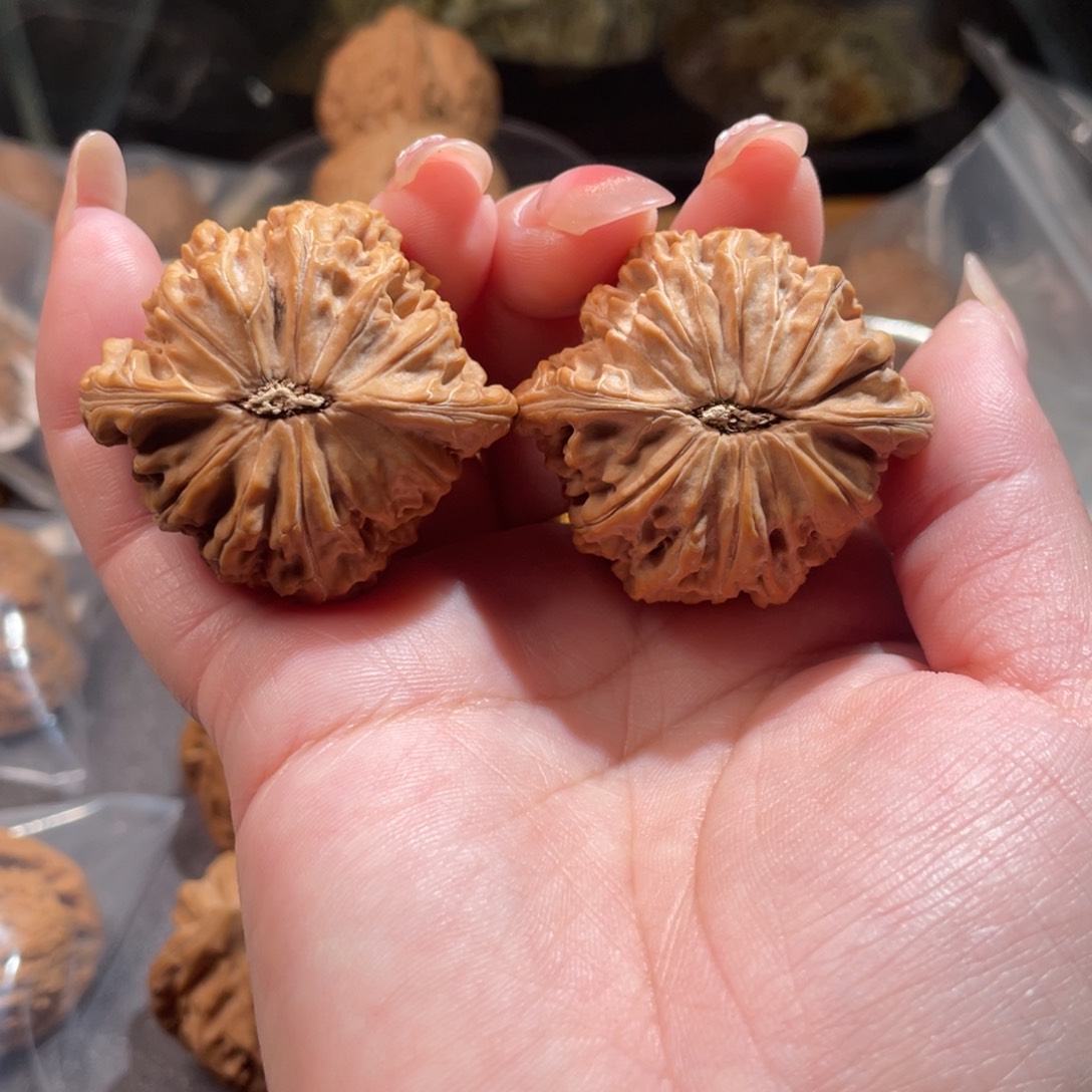 文玩核桃吊坠皆**愿41磨盘