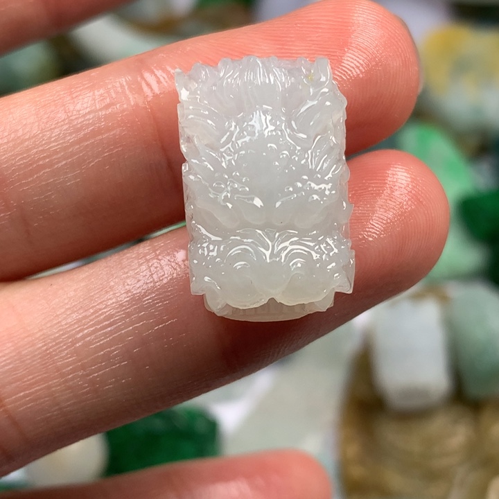 定制翡翠未镶嵌翡翠