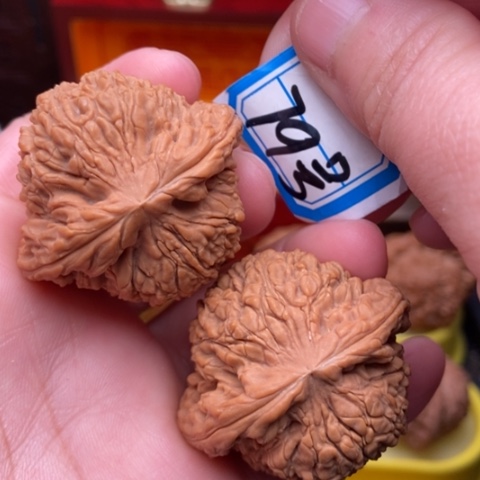 文玩核桃吊坠南疆43