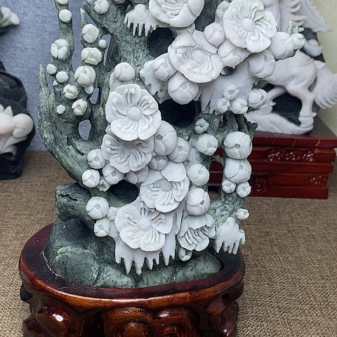 独山玉颈饰未镶嵌