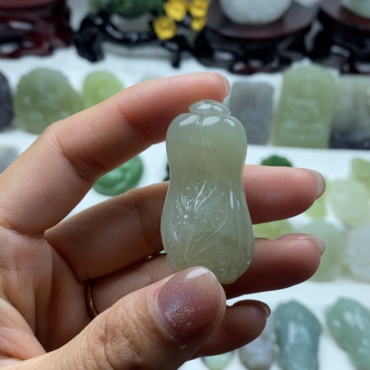 和田玉（糖玉）未镶嵌颈饰9