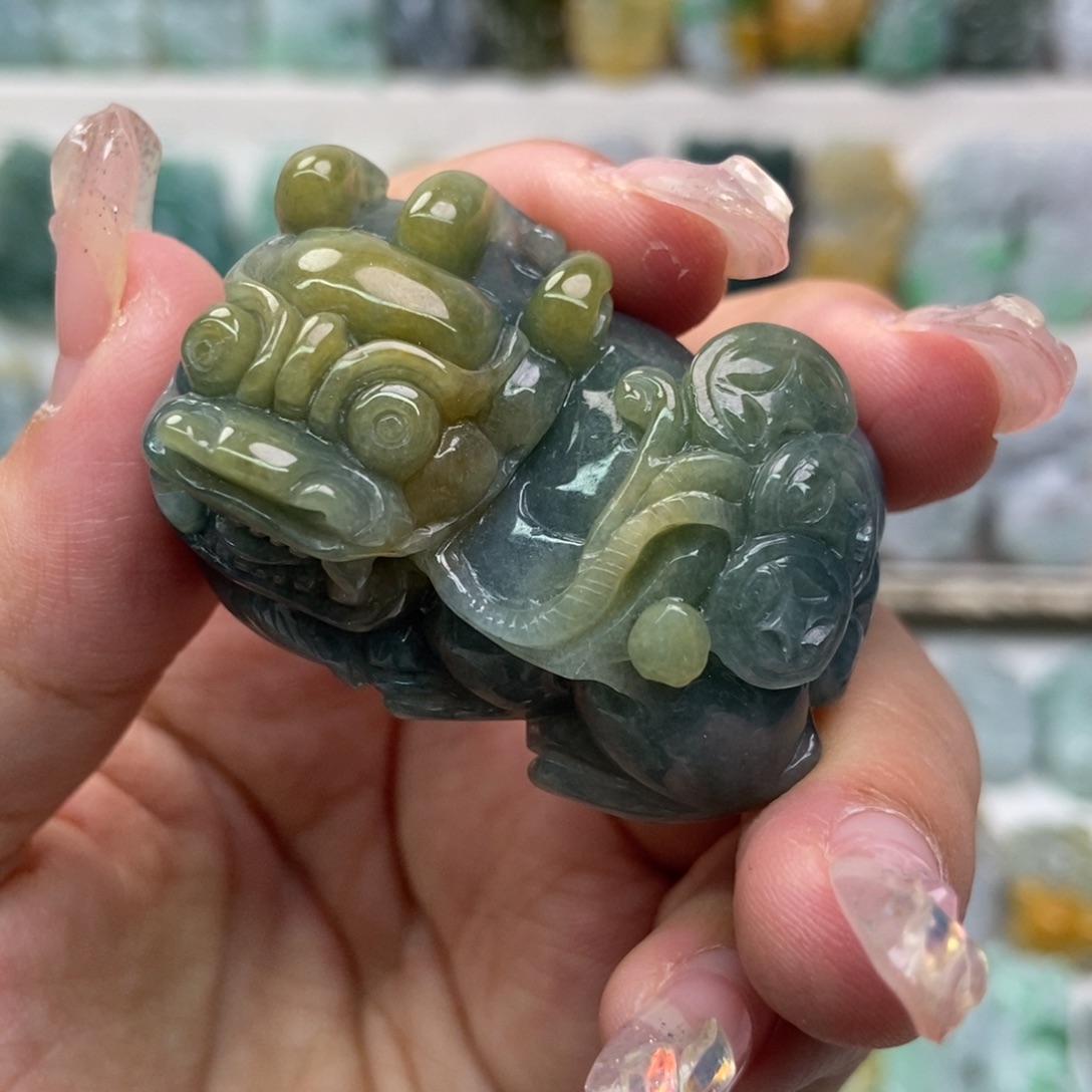 吊坠(赠链)未镶嵌翡翠