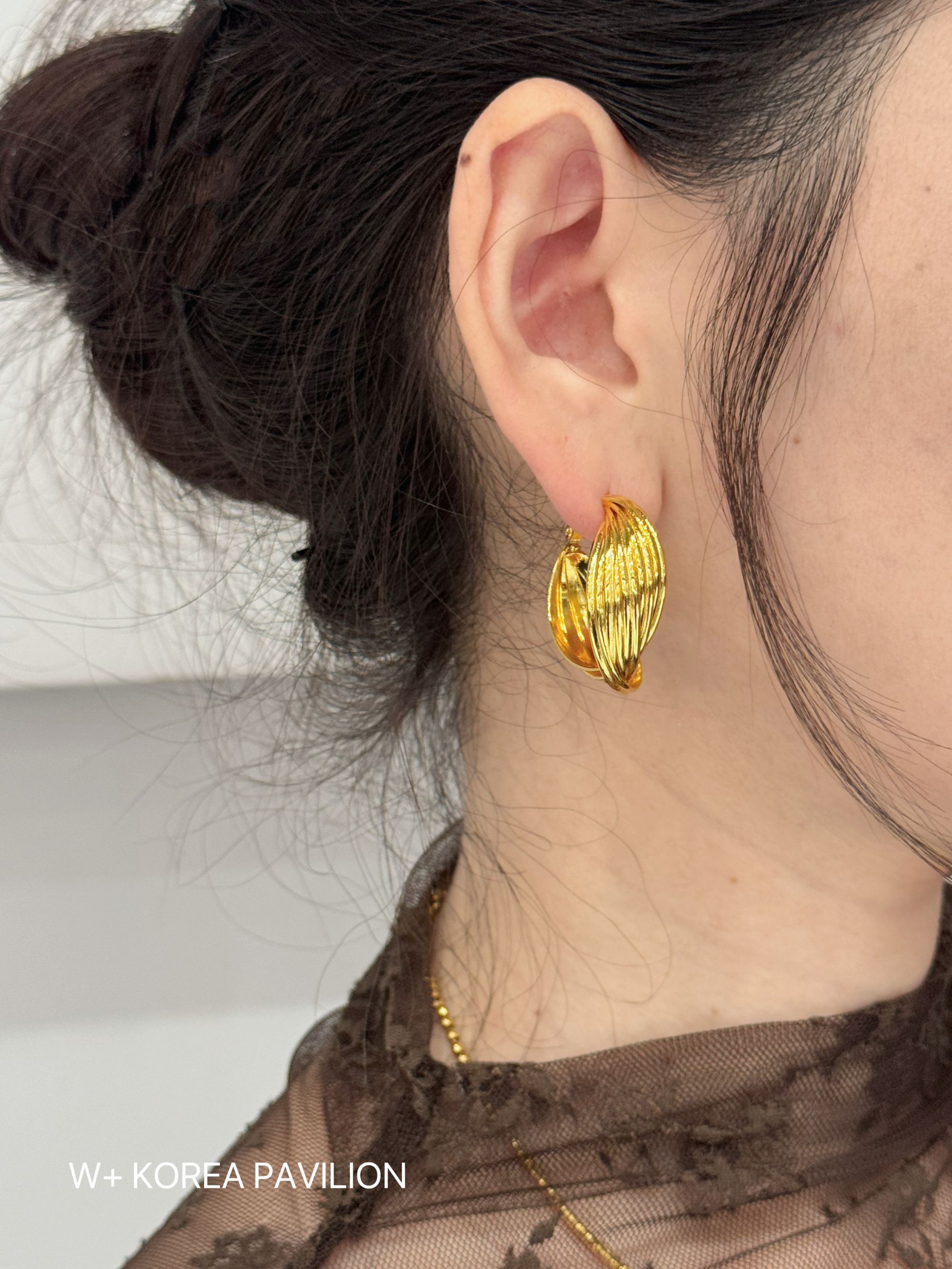 铜合金耳饰 新款百搭时尚轻奢简约精致经典金色耳环0911