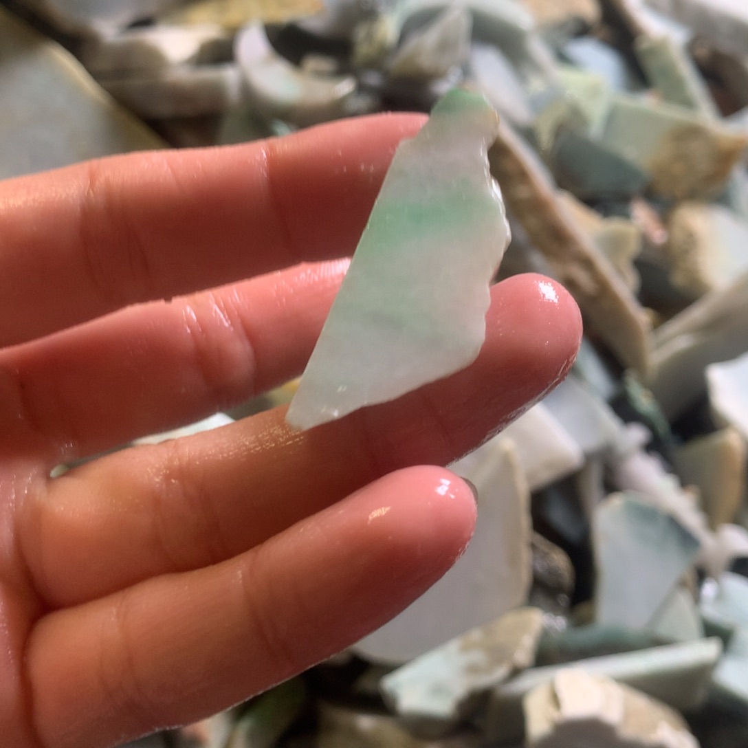 翡翠颈饰未镶嵌缅甸翡翠