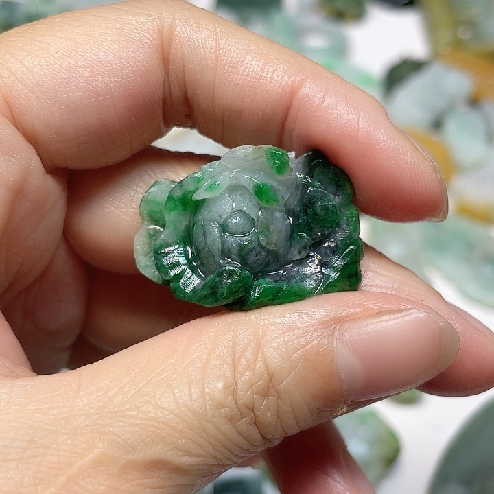 定制翡翠未镶嵌翡翠