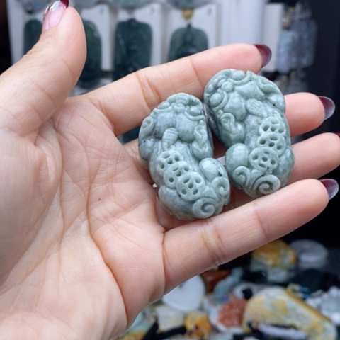 翡翠颈饰未镶嵌翡翠