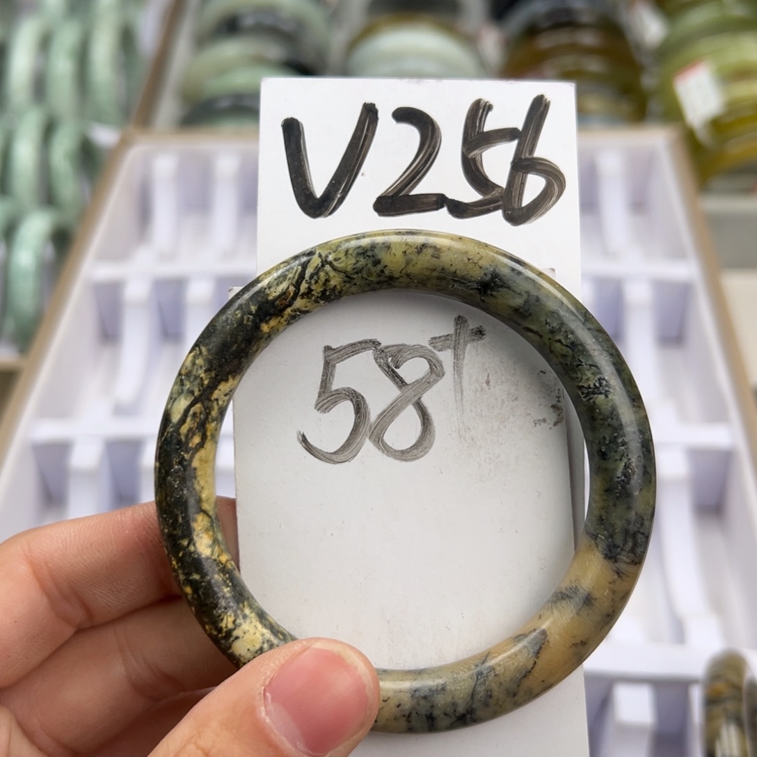 岫玉手镯未镶嵌天然岫玉微瑕