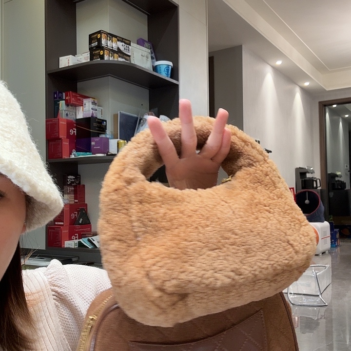 锦纶浅金 棕色小包包两个