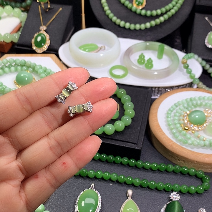 银S925镶嵌和田玉（碧玉）耳饰