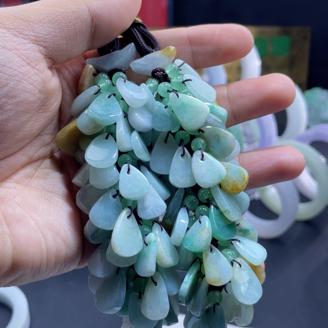 浪***涯翡翠未镶嵌颈饰1111111111