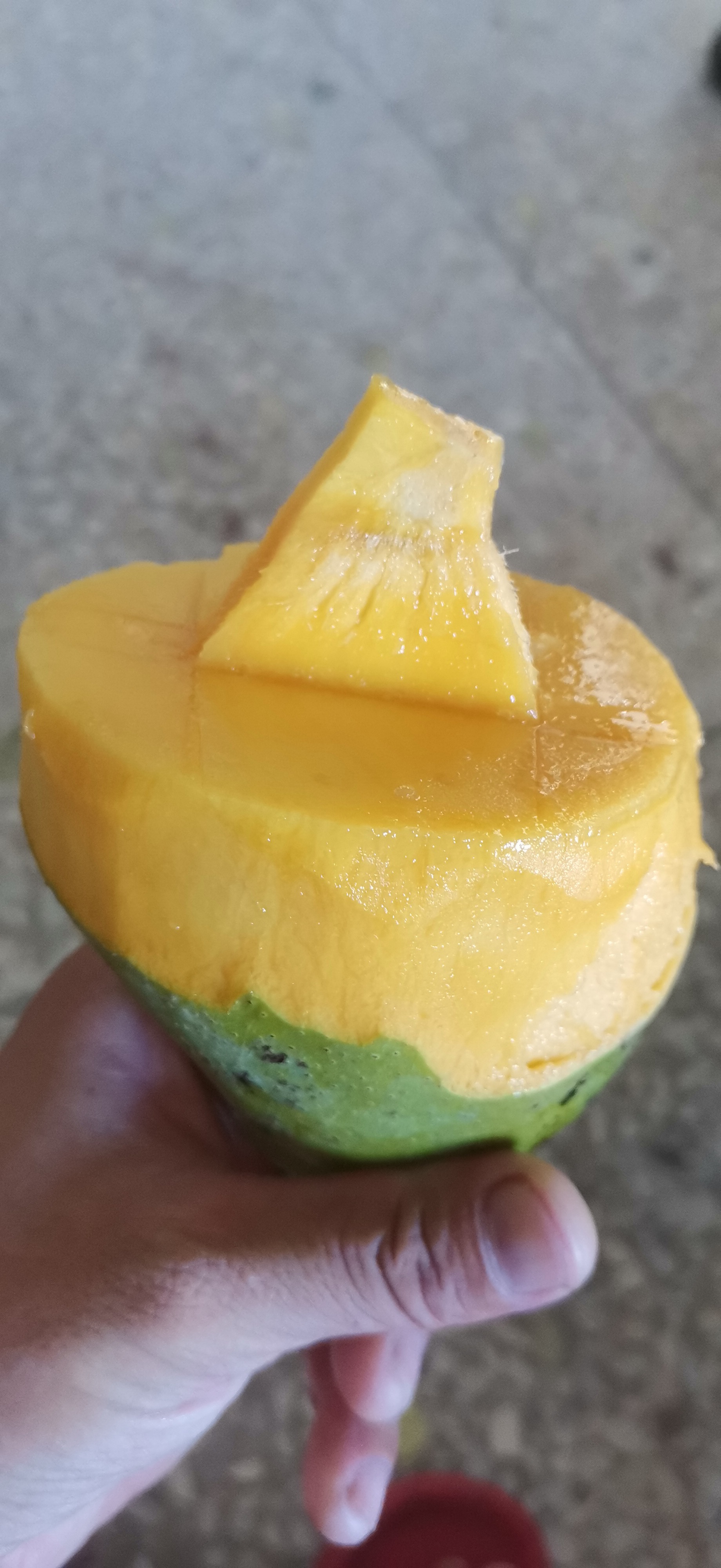 当季新鲜热带水果广西容县青皮金煌芒大青芒香甜无丝薄核