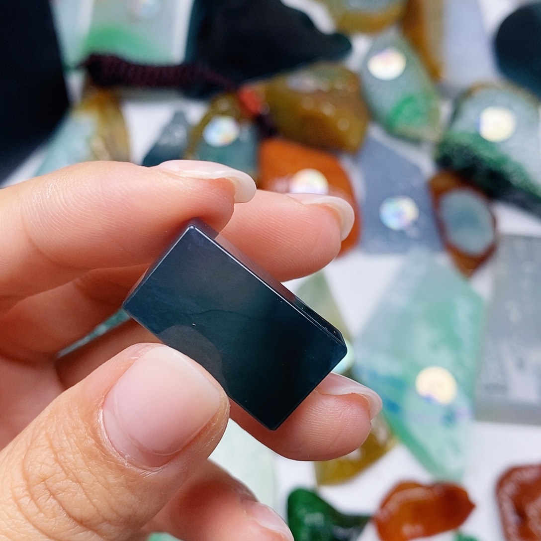 可***0翡翠未镶嵌吊坠(不含链)