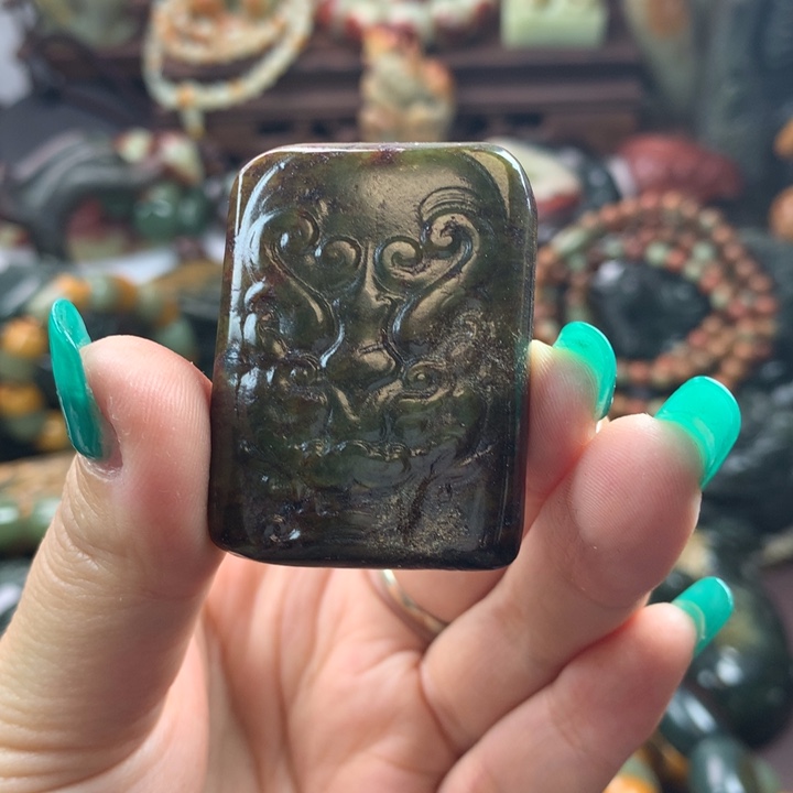 岫岩河磨玉（透闪石质玉）把件未镶嵌