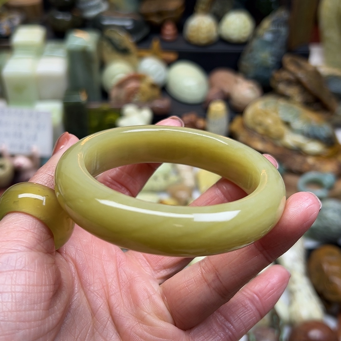 太***眼岫玉未镶嵌颈饰辽阳料58.4