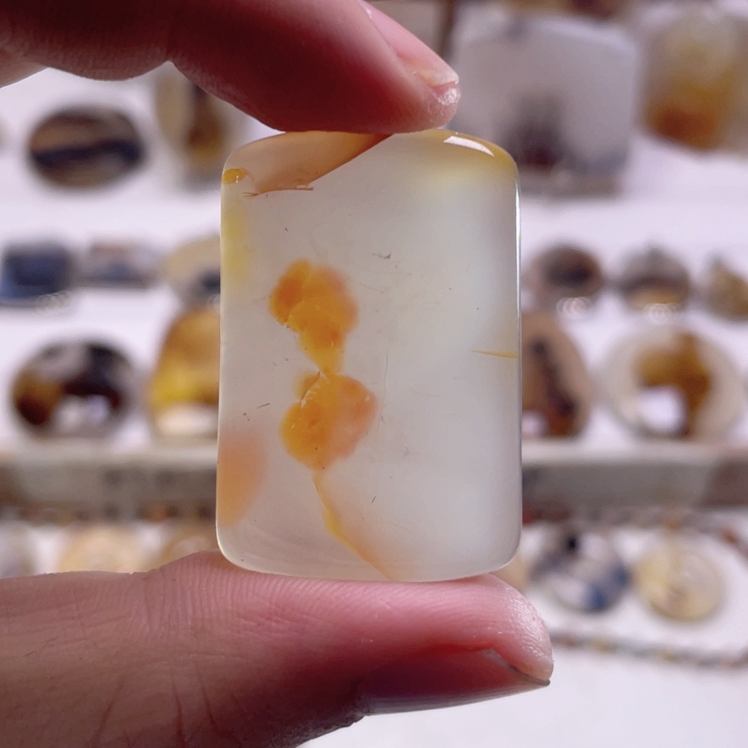 玛瑙/玉髓未镶嵌珠宝奇石