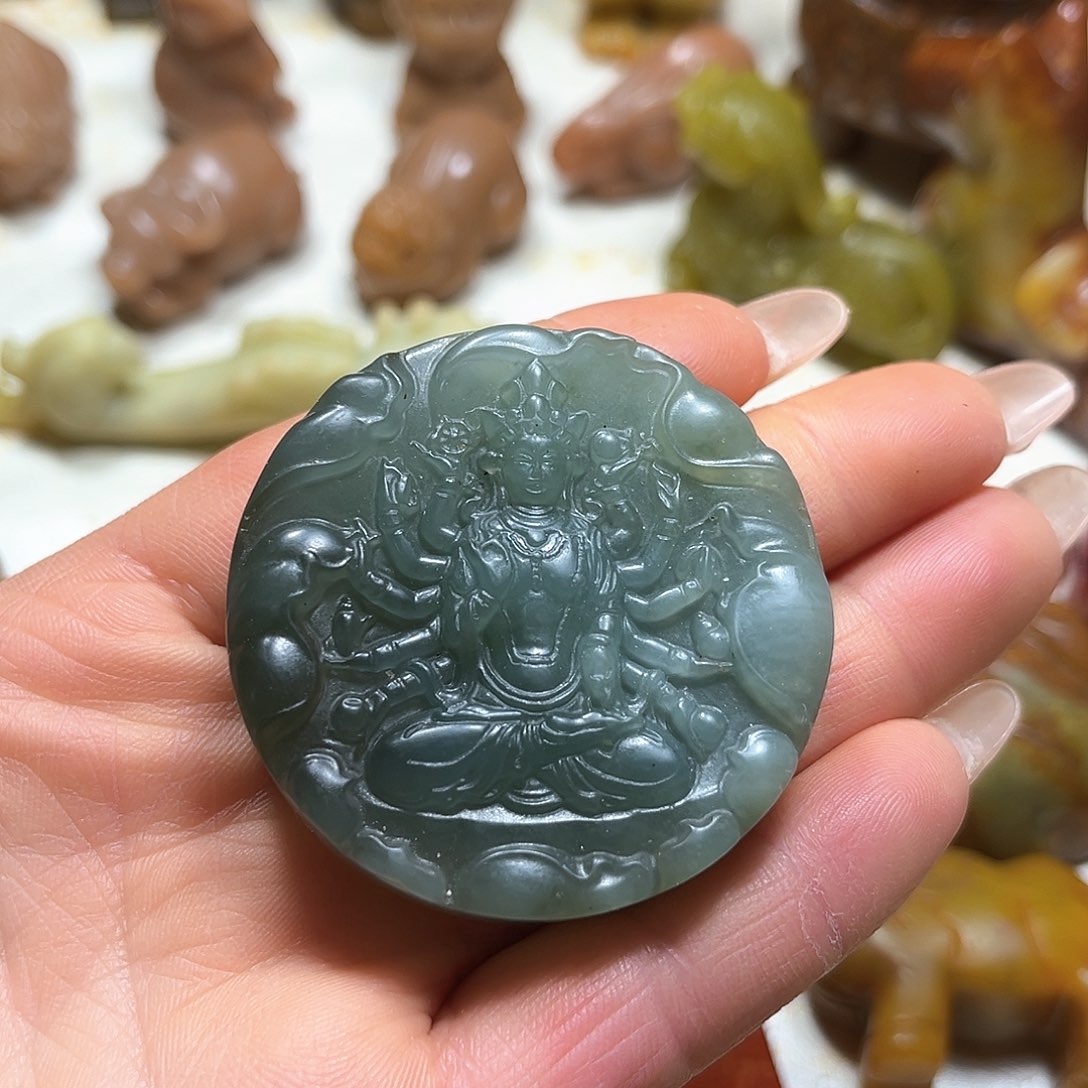 白玉菩提吊坠白玉菩提吊坠