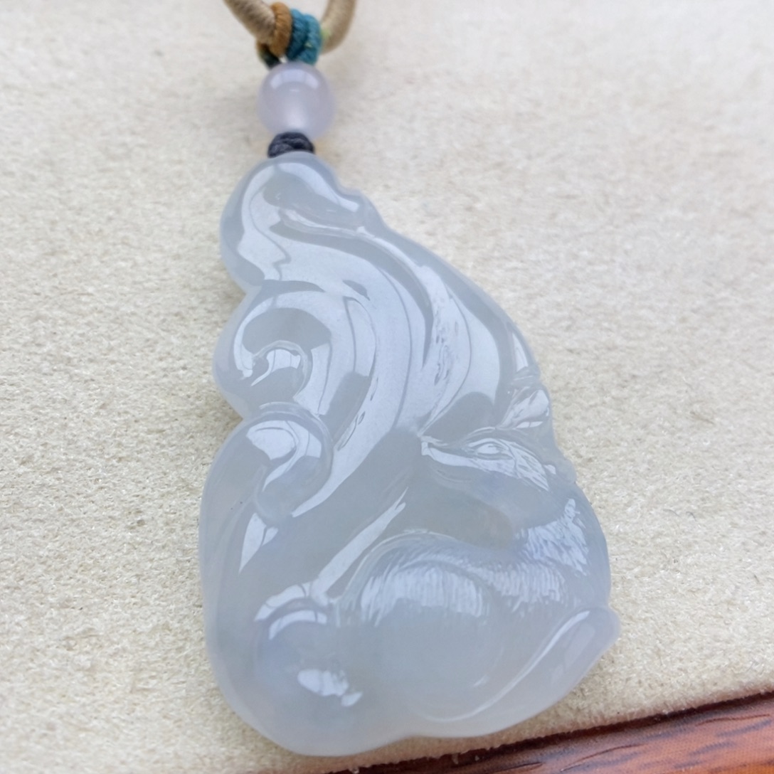 翡翠未镶嵌颈饰吊坠47