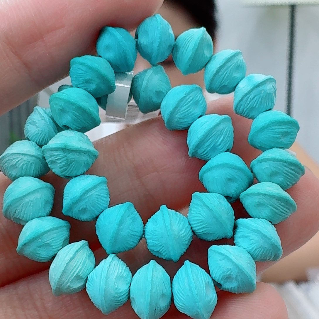 未镶嵌绿松石珠宝奇石