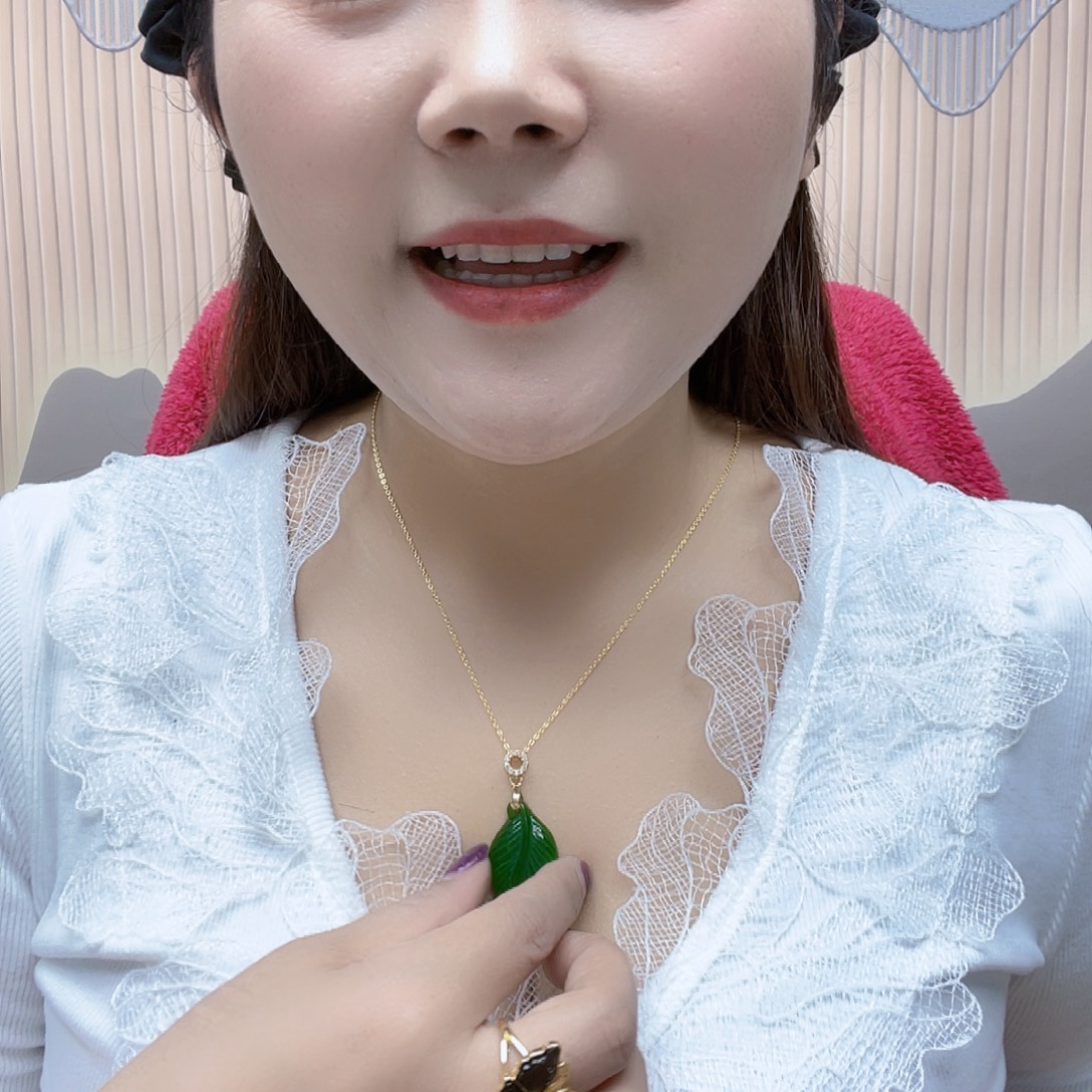 翡翠未镶嵌颈饰项链