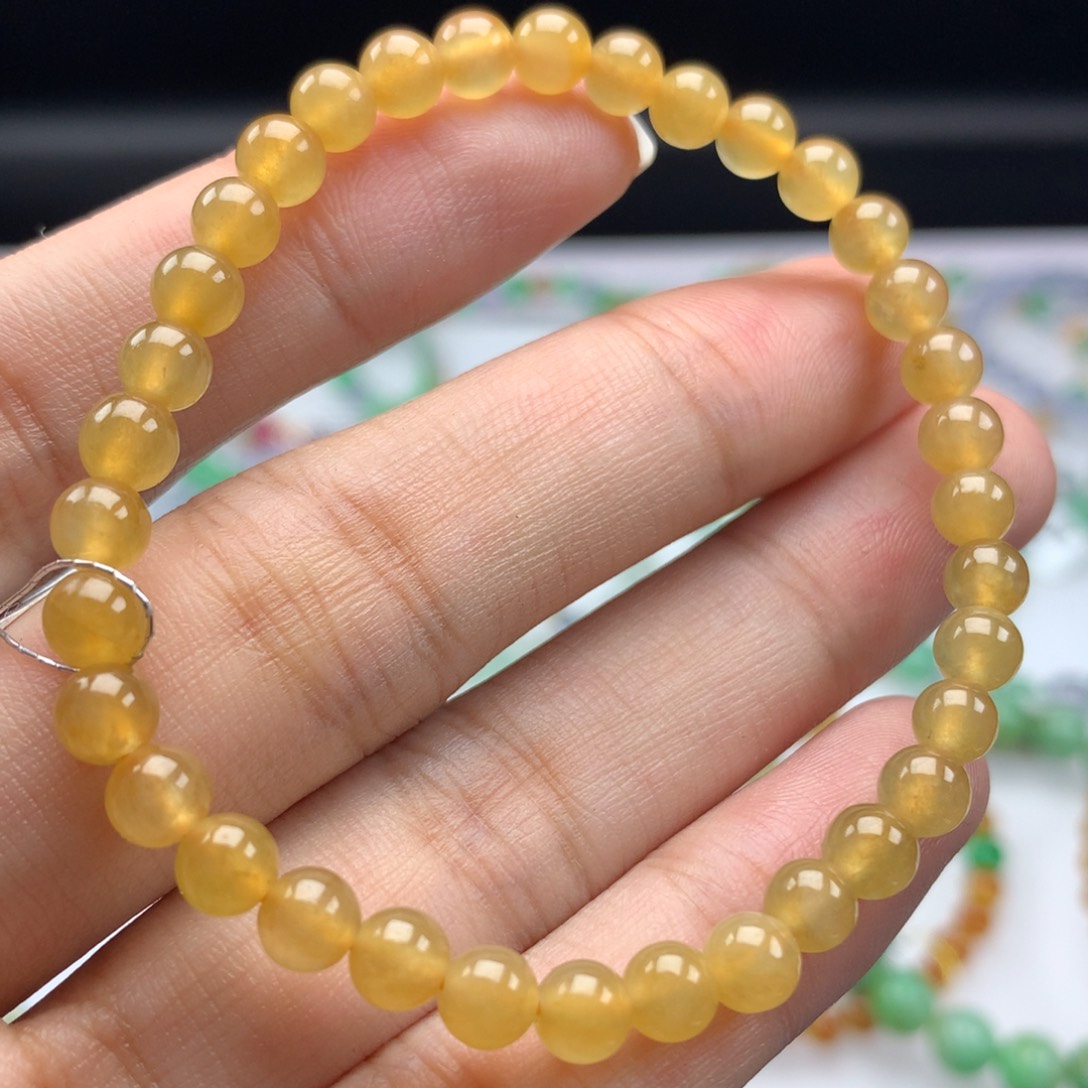 翡翠手链未镶嵌卡