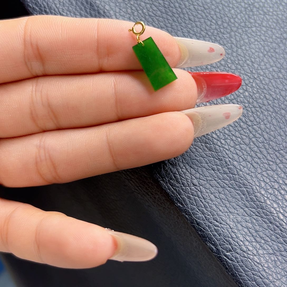 颈饰18K金镶嵌翡翠翡翠