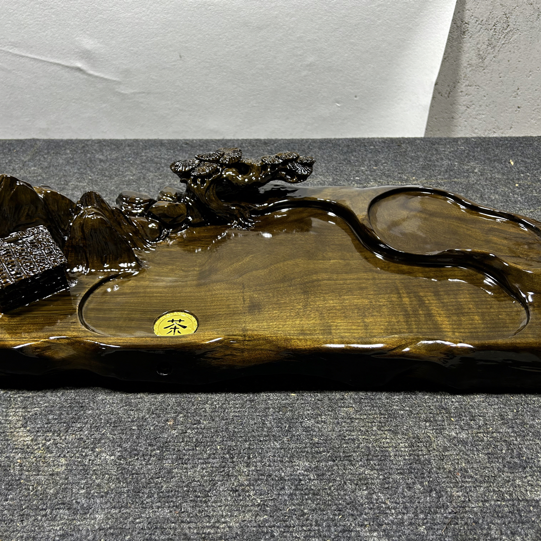 金丝楠阴沉木茶盘，整块实木，精雕山水人家，迎客松，尺寸67×30×5