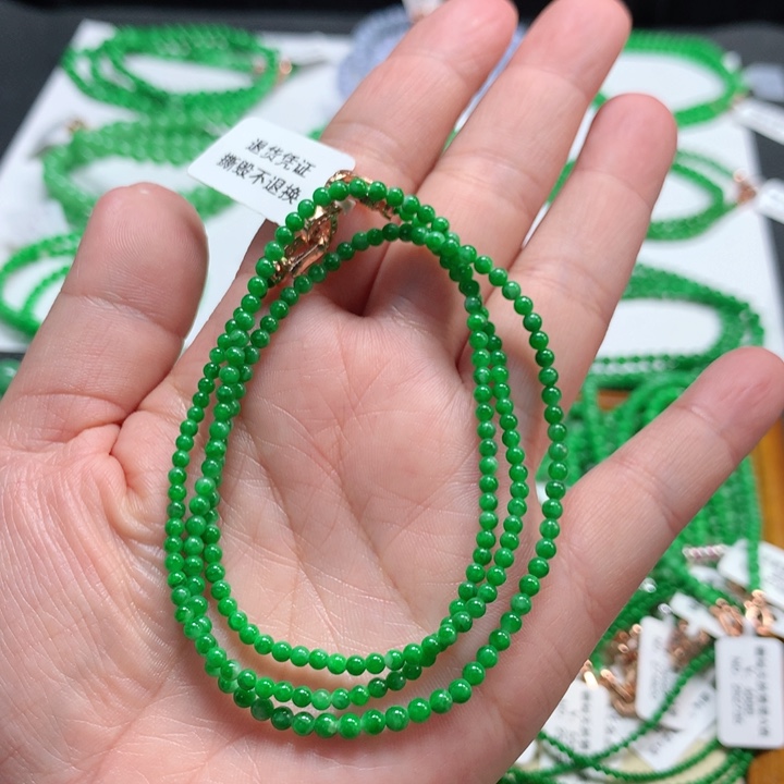 翡翠未镶嵌手链翡翠