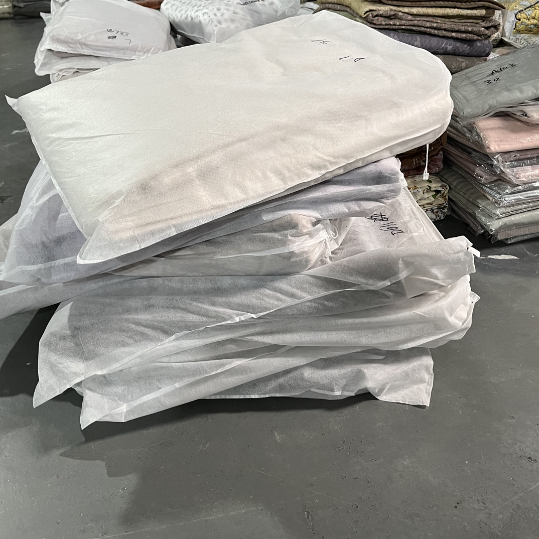 不挑花色～暮光之城天丝纯色床盖三件套245*250微瑕～A097