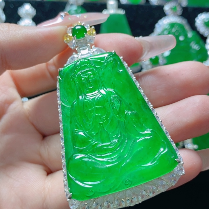 翡翠颈饰银S925镶嵌