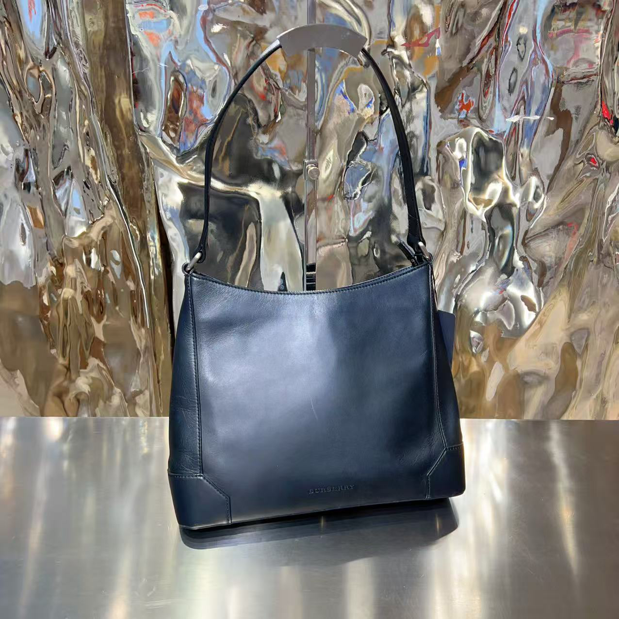 95新 BURBERRY/博柏利 Burberry 黑色 腋下 单肩包 /0000