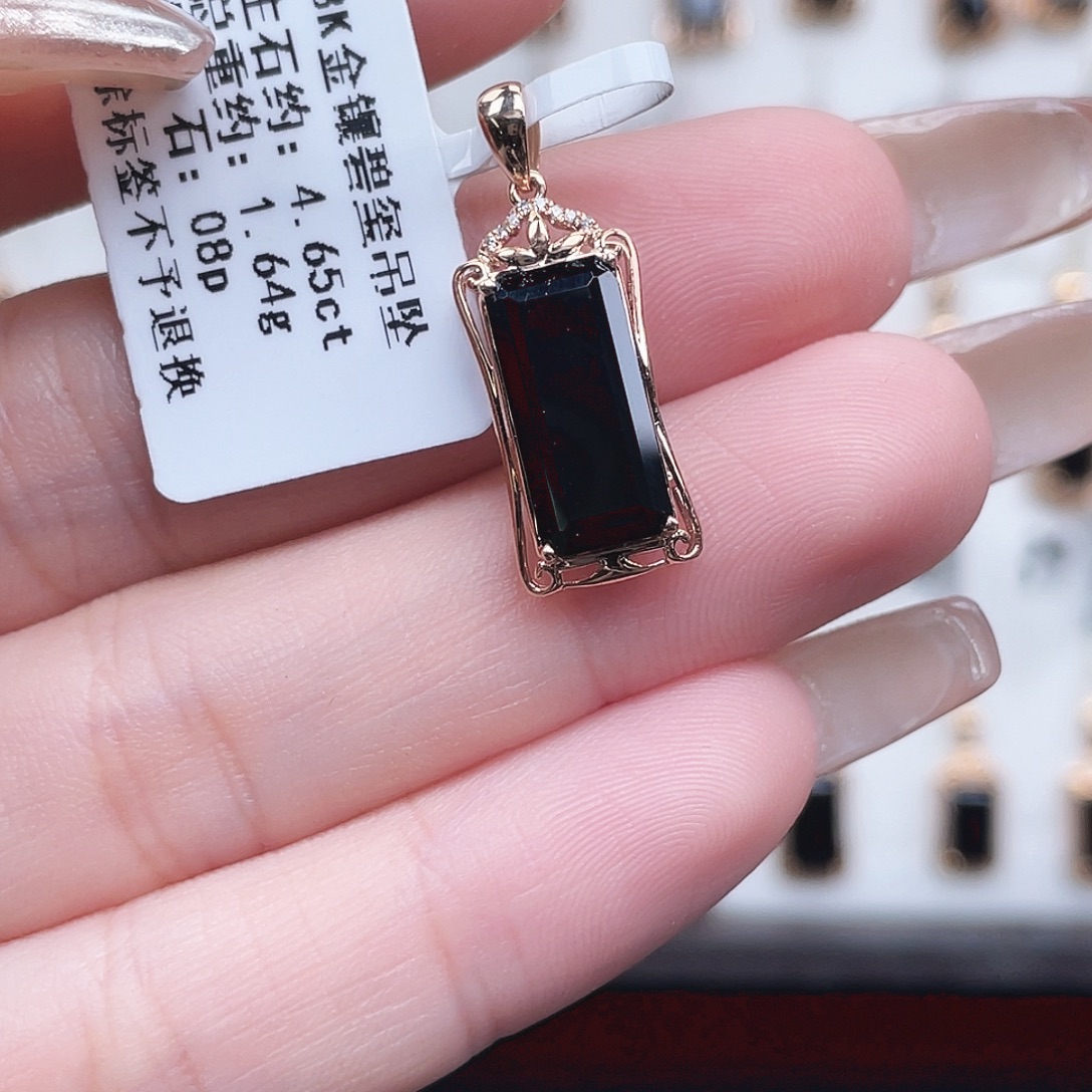 吊坠(不含链)18K金镶嵌碧玺