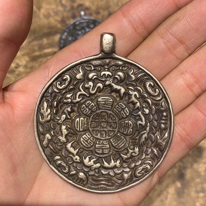 琉璃颈饰e****8喜欢的朋友