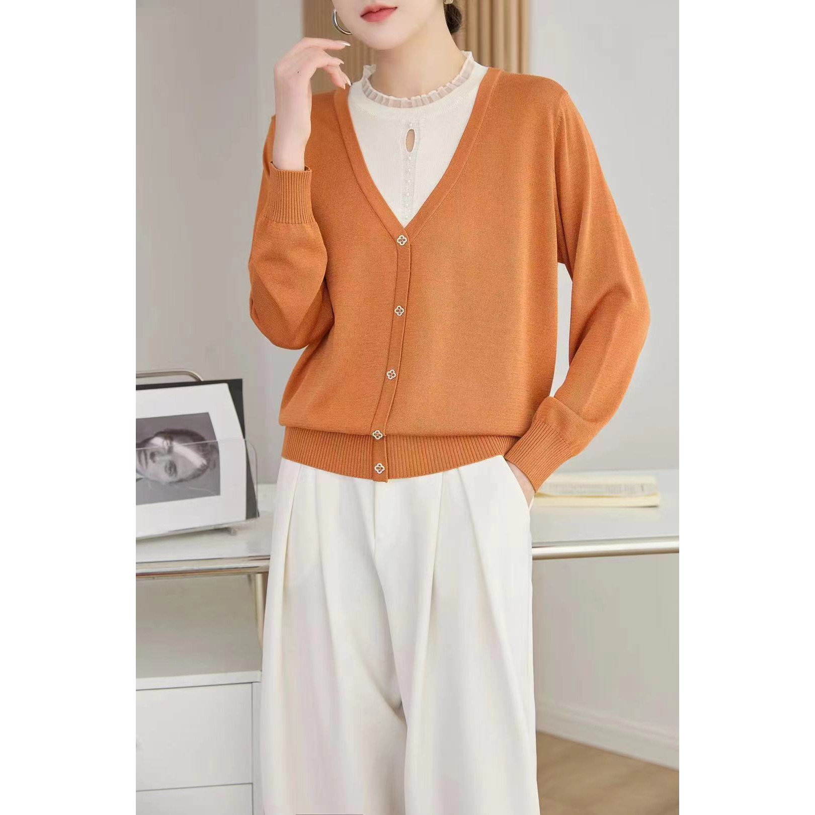 纪凡姬/3964-设计感蕾丝领假两件春秋季女士针织打底衫