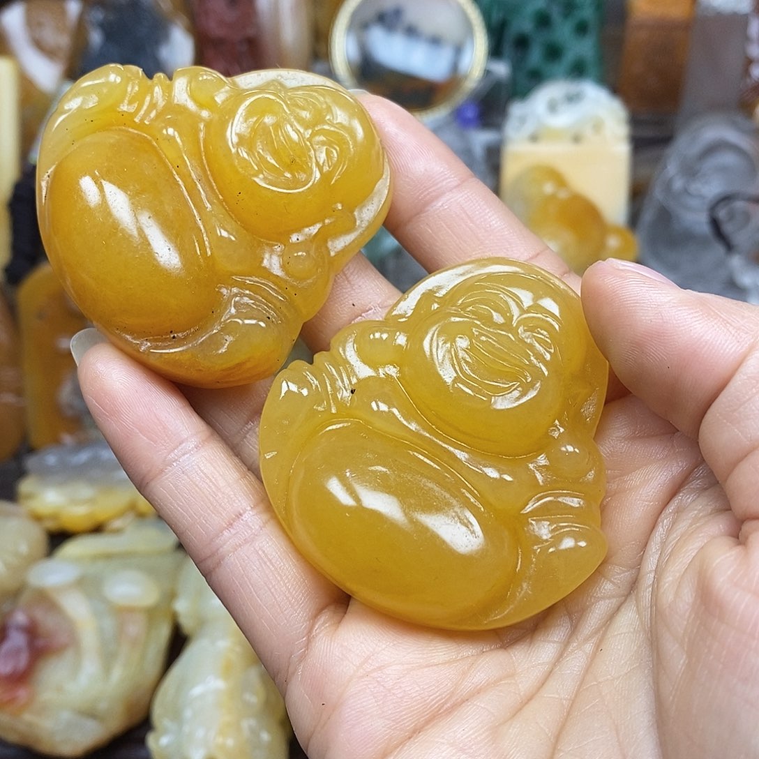 石英质玉未镶嵌颈饰