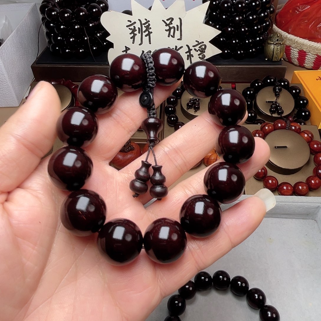 檀香紫檀（小叶紫檀）1.8带星