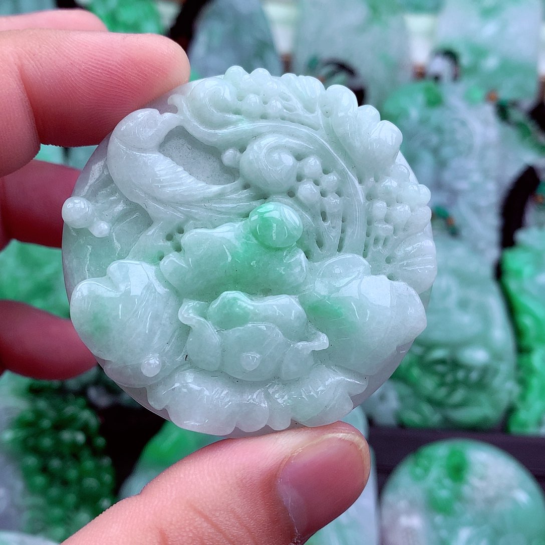 翡翠未镶嵌吊坠(不含链)