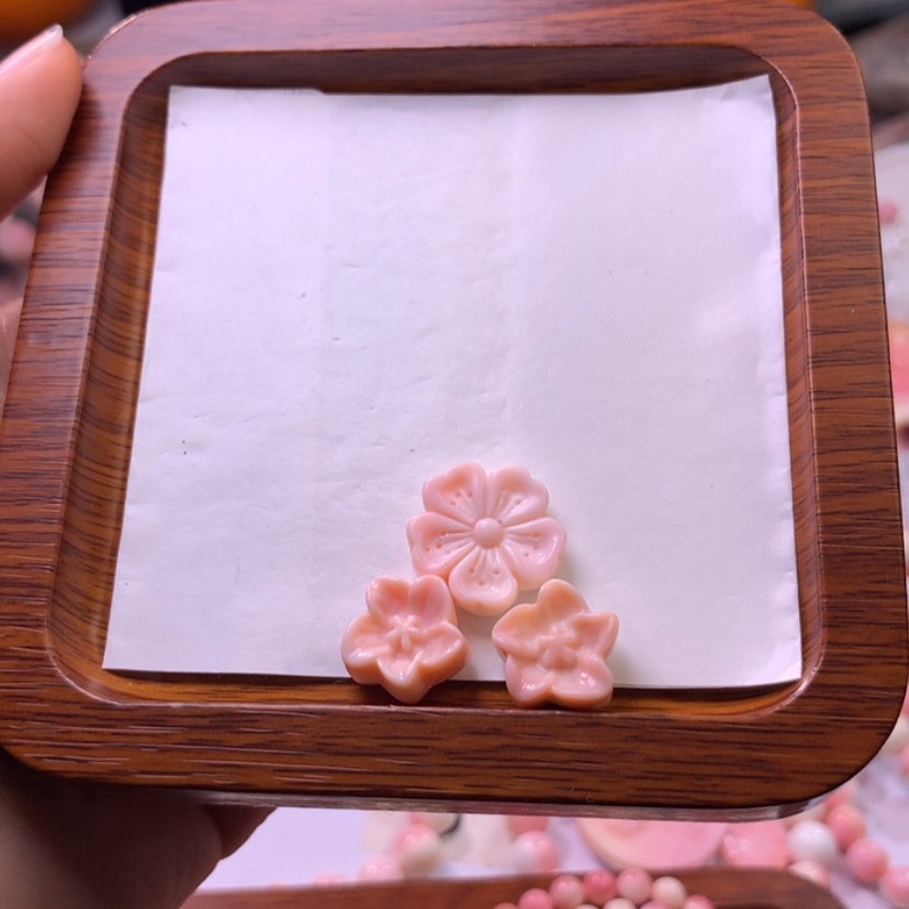 【闪购商品】查罗石颈饰合金福利114