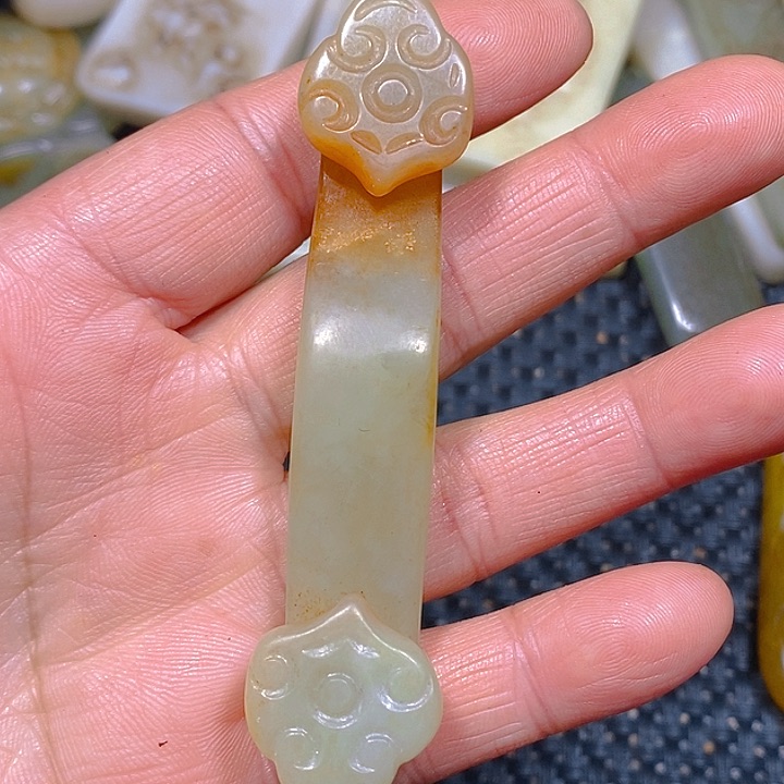 未镶嵌手链和田玉（糖玉）
