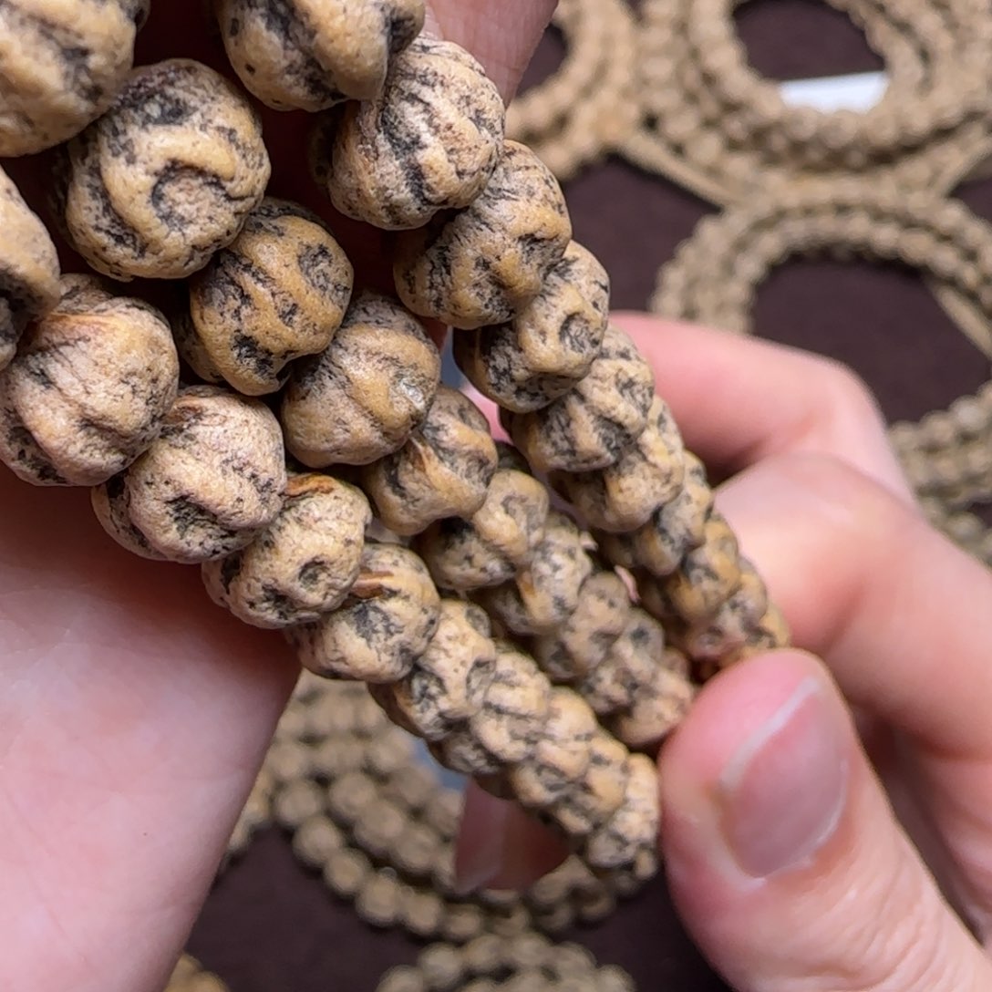 柏香籽/百香籽吊坠烂****强