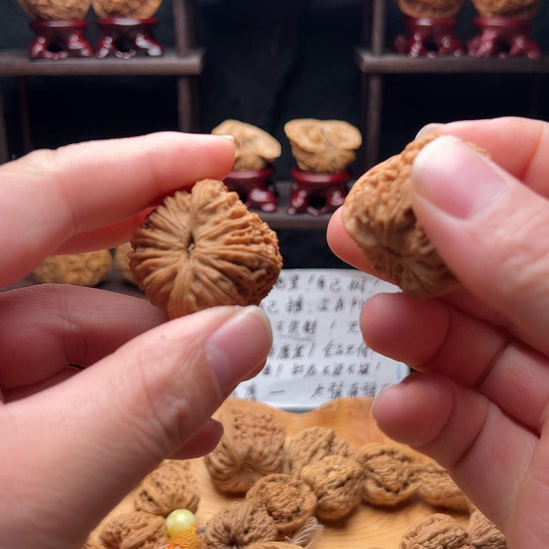 范***范文玩核桃吊坠物美价廉