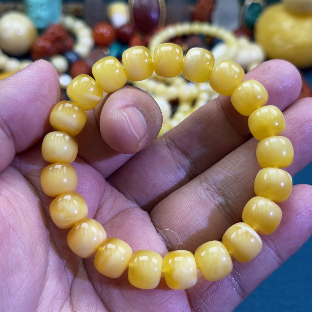 琥珀未镶嵌珠宝奇石42