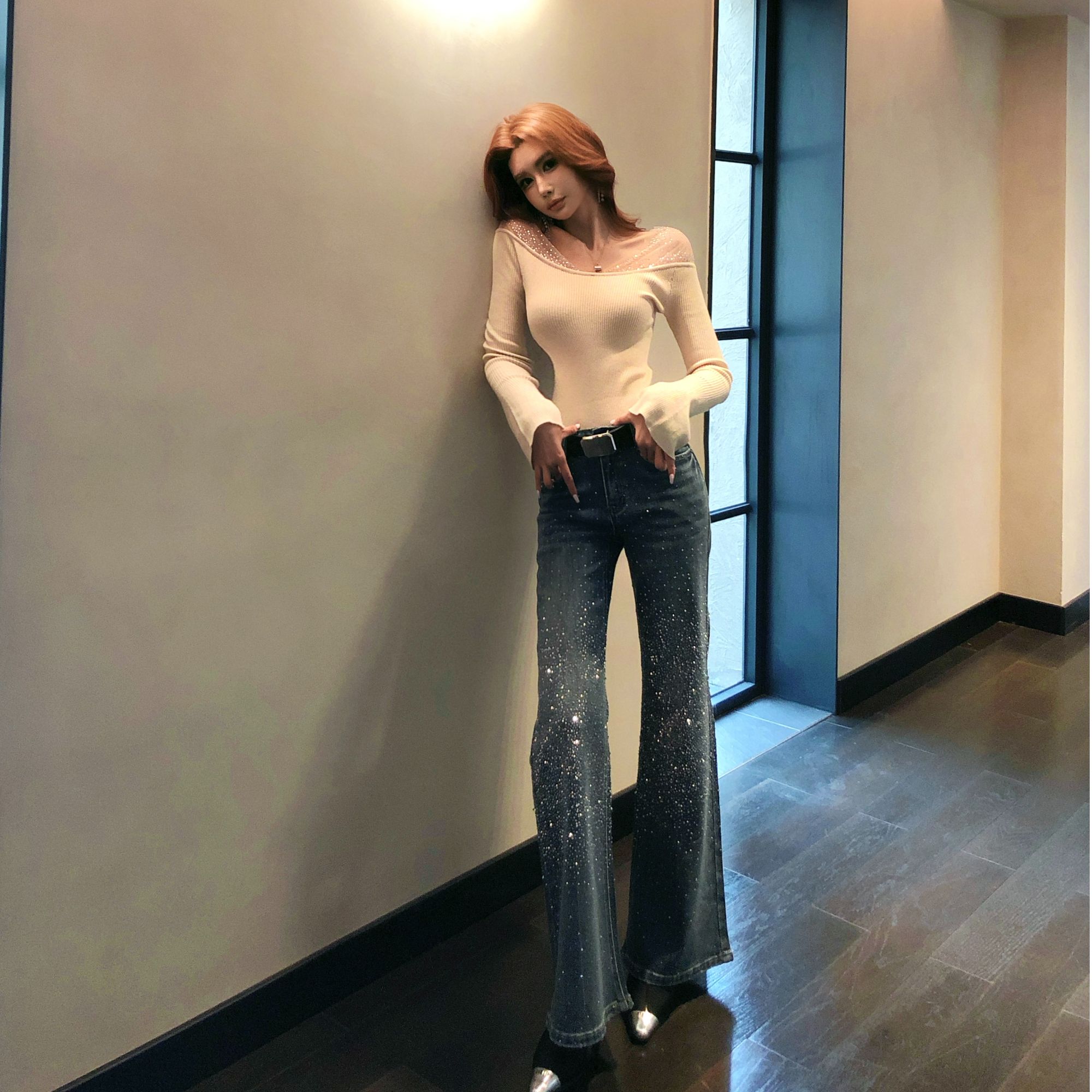 婉君Y丨“雕塑美学”设计感ins风重工洗水烫钻牛仔裤FH25D4K3713