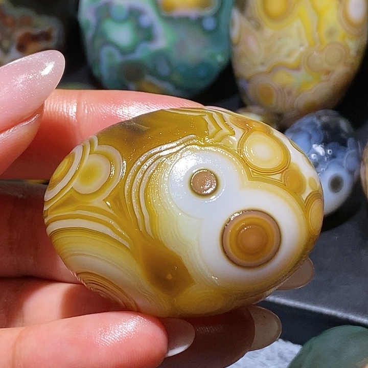 玛瑙/玉髓未镶嵌珠宝奇石8