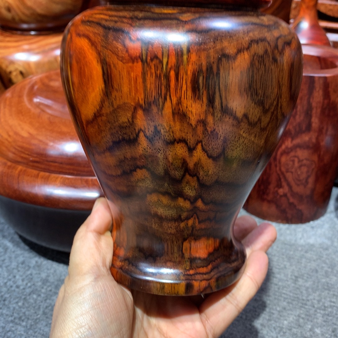 祝***哥木大红酸枝七彩火焰纹