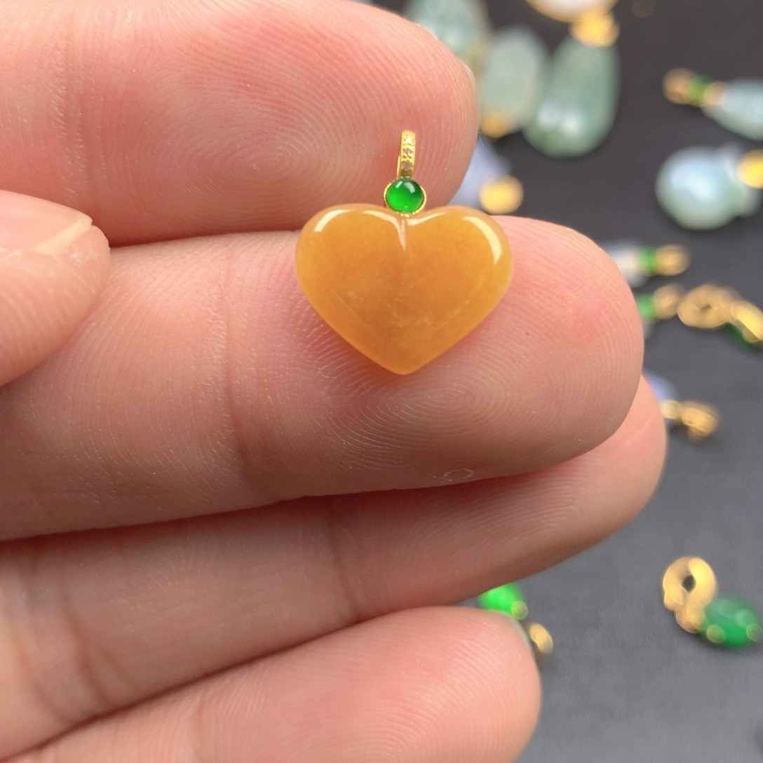 【闪购商品】颈饰18K金镶嵌翡翠翡翠