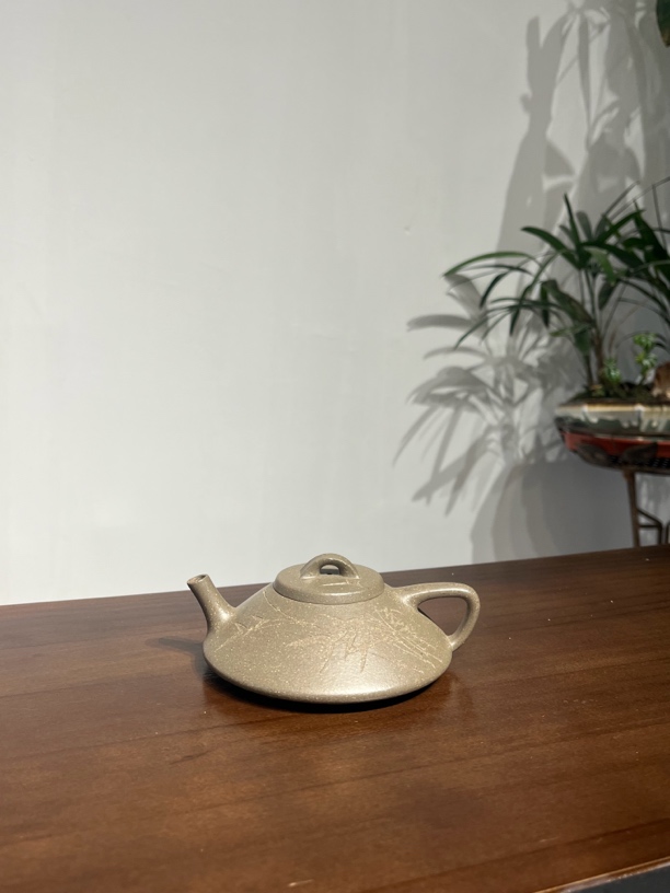 青段泥.合瓢150cc全手工制作.手感舒适纯手工圆壶