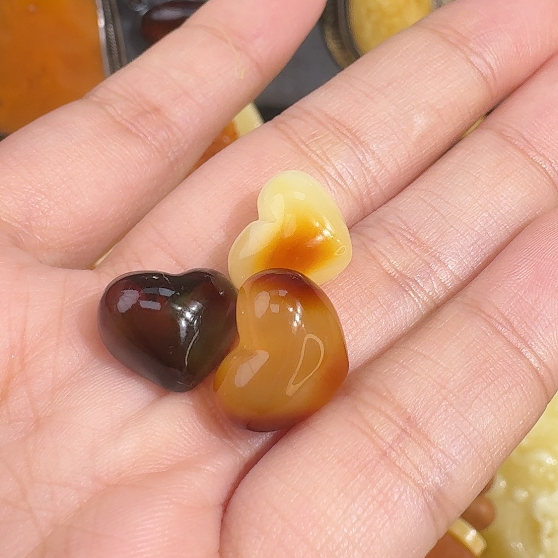 琥珀未镶嵌裸石随机一个